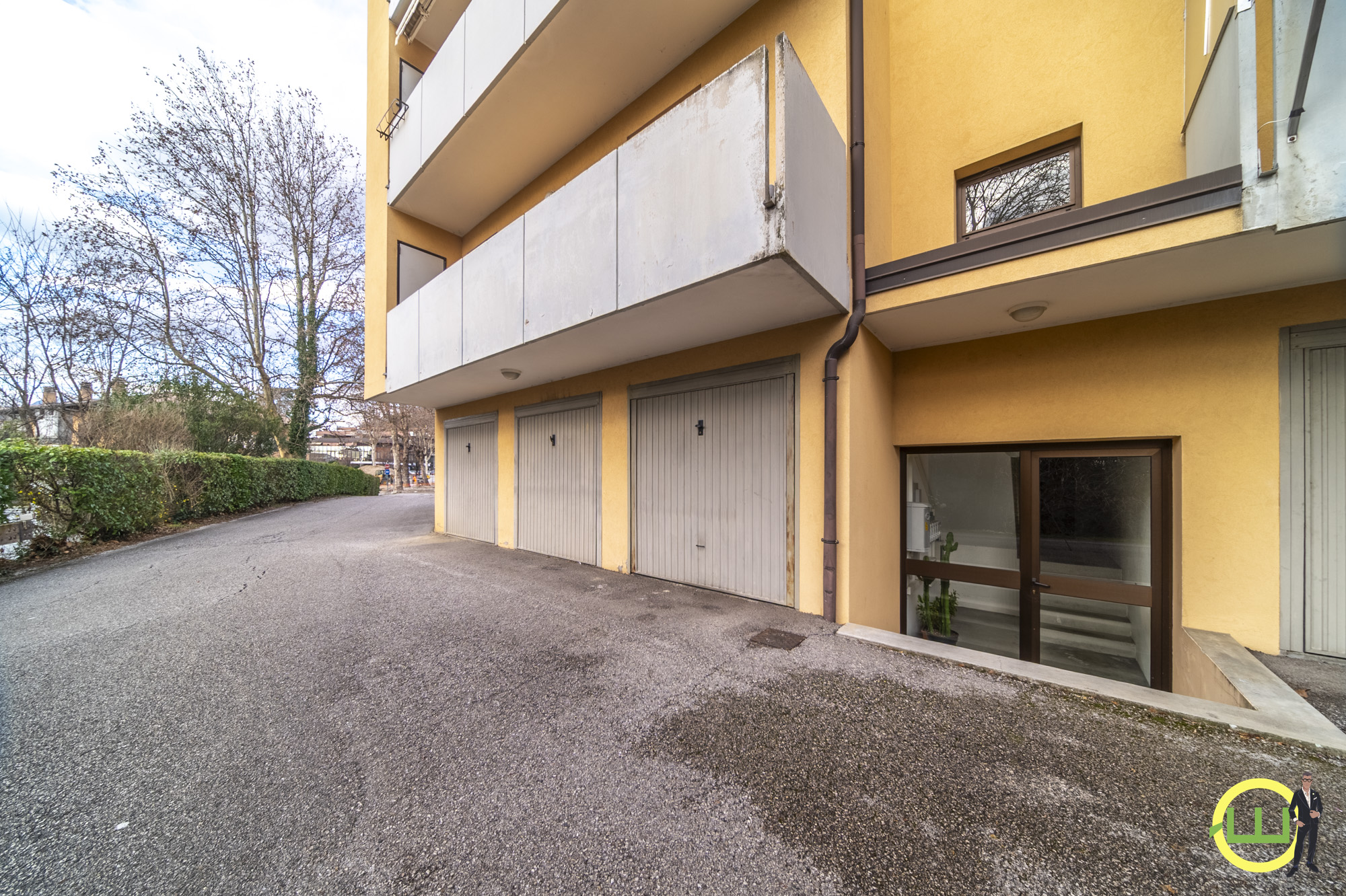 Media numero 16 di BILOCALE IN CENTRO A BUJA!!