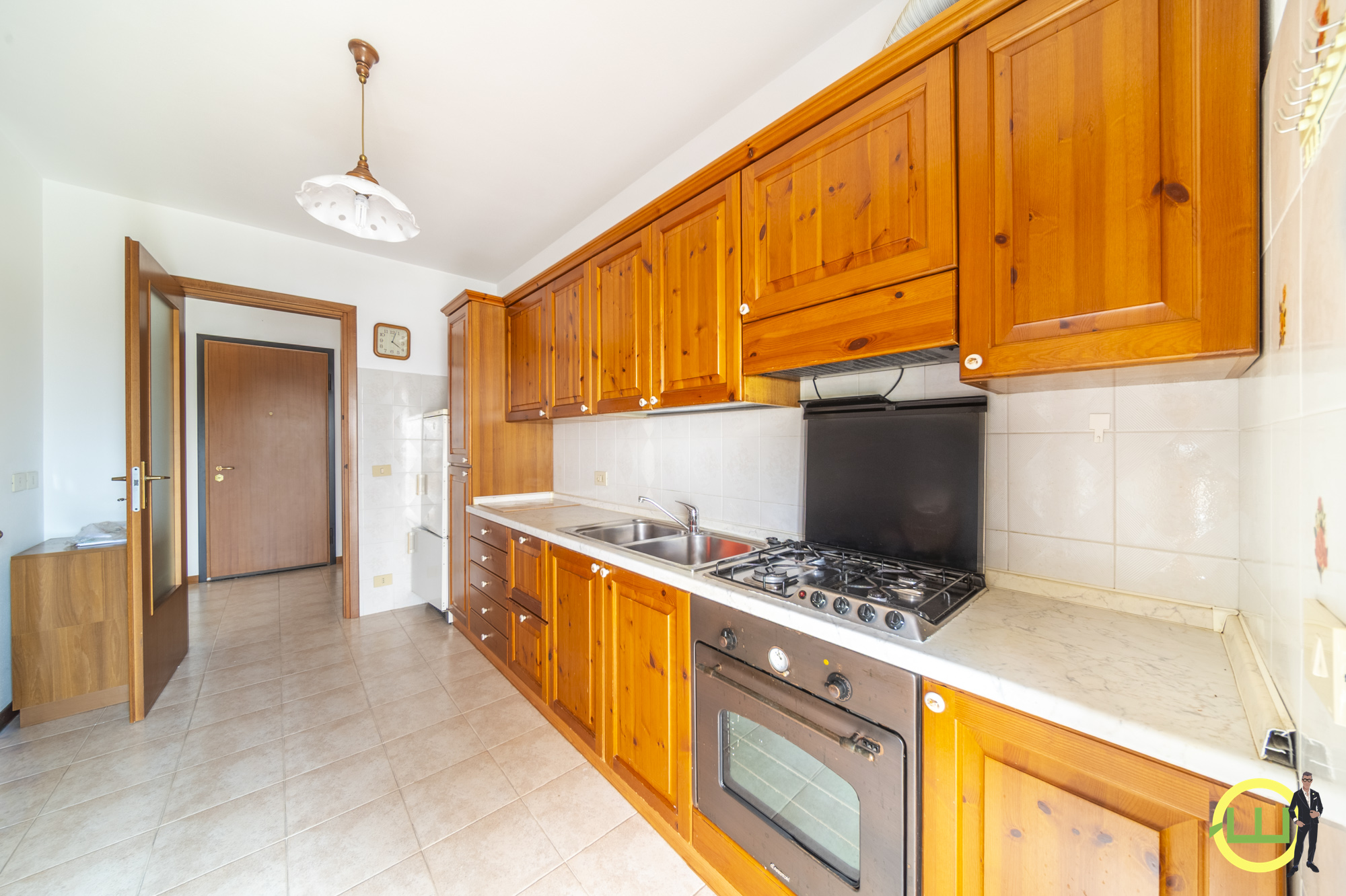 Media numero 4 di APPARTAMENTO TERRAZZATO CON 2 CAMERE DA LETTO E 2 SERVIZI IN CENTRO A CORMONS