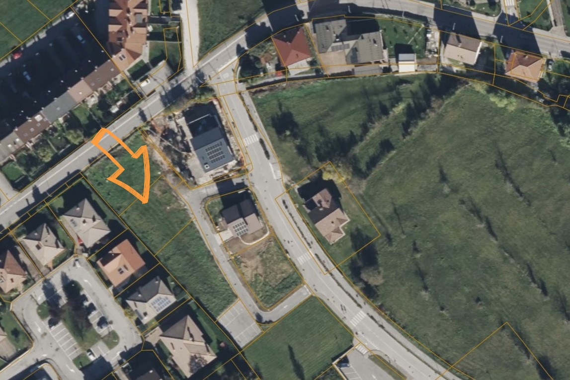 Media numero 2 di TERRENO EDIFICABILE DI 527 MQ A TOLMEZZZO, LOCALITA' BETANIA CON ALLACCIAMENTI!