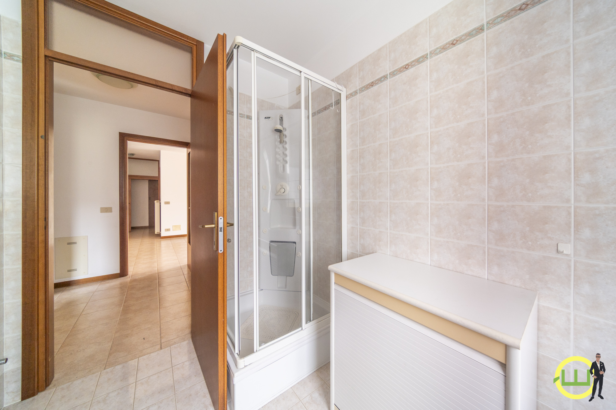 Media numero 20 di APPARTAMENTO TERRAZZATO CON 2 CAMERE DA LETTO E 2 SERVIZI IN CENTRO A CORMONS