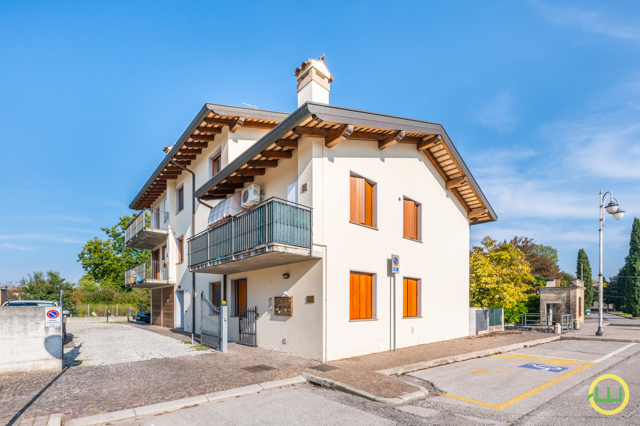 Media numero 17 di APPARTAMENTO LOCATO CON POSTO AUTO A RIVIGNANO TEOR