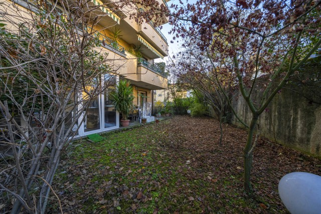 Media numero 13 di Parco Moretti Bicamere con Giardino e Garage
