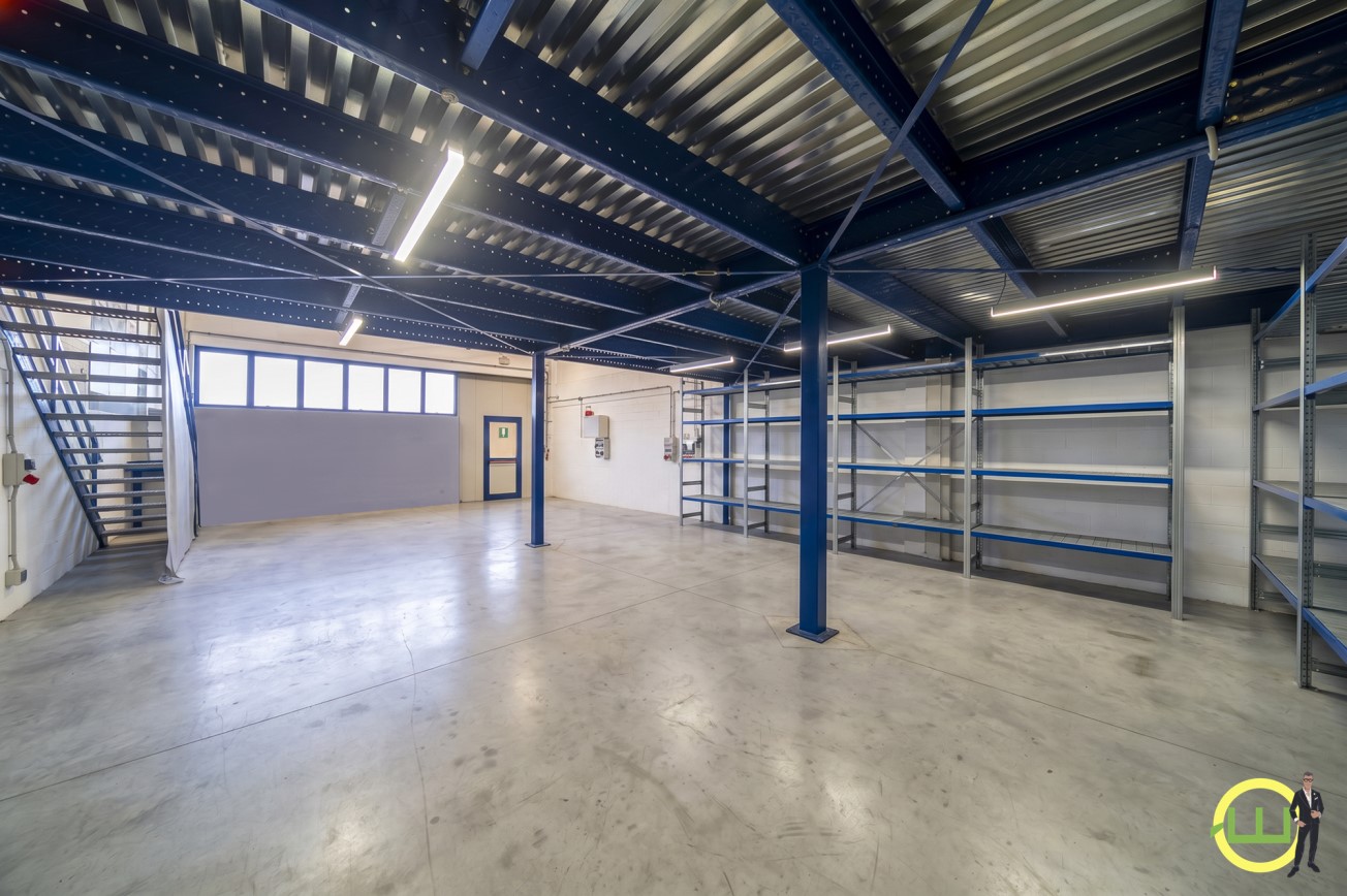 Media numero 21 di CAPANNONE + UFFICI (TRICESIMO)