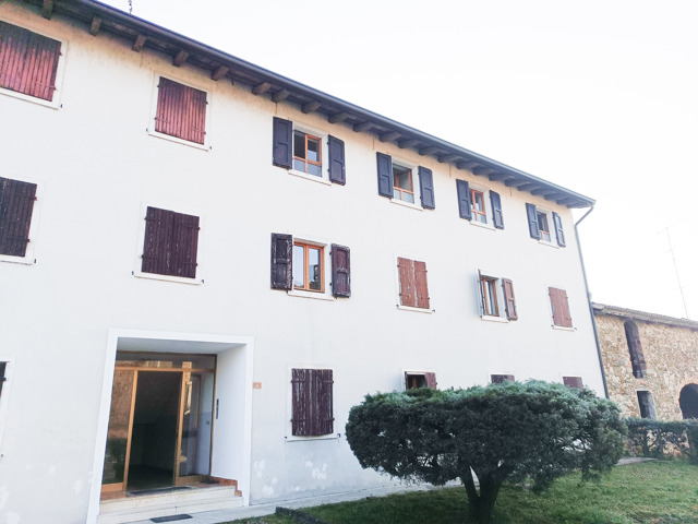Immagine di APPARTAMENTO TRICAMERE AL SECONDO PIANO A SAN LORENZO DI MANZANO