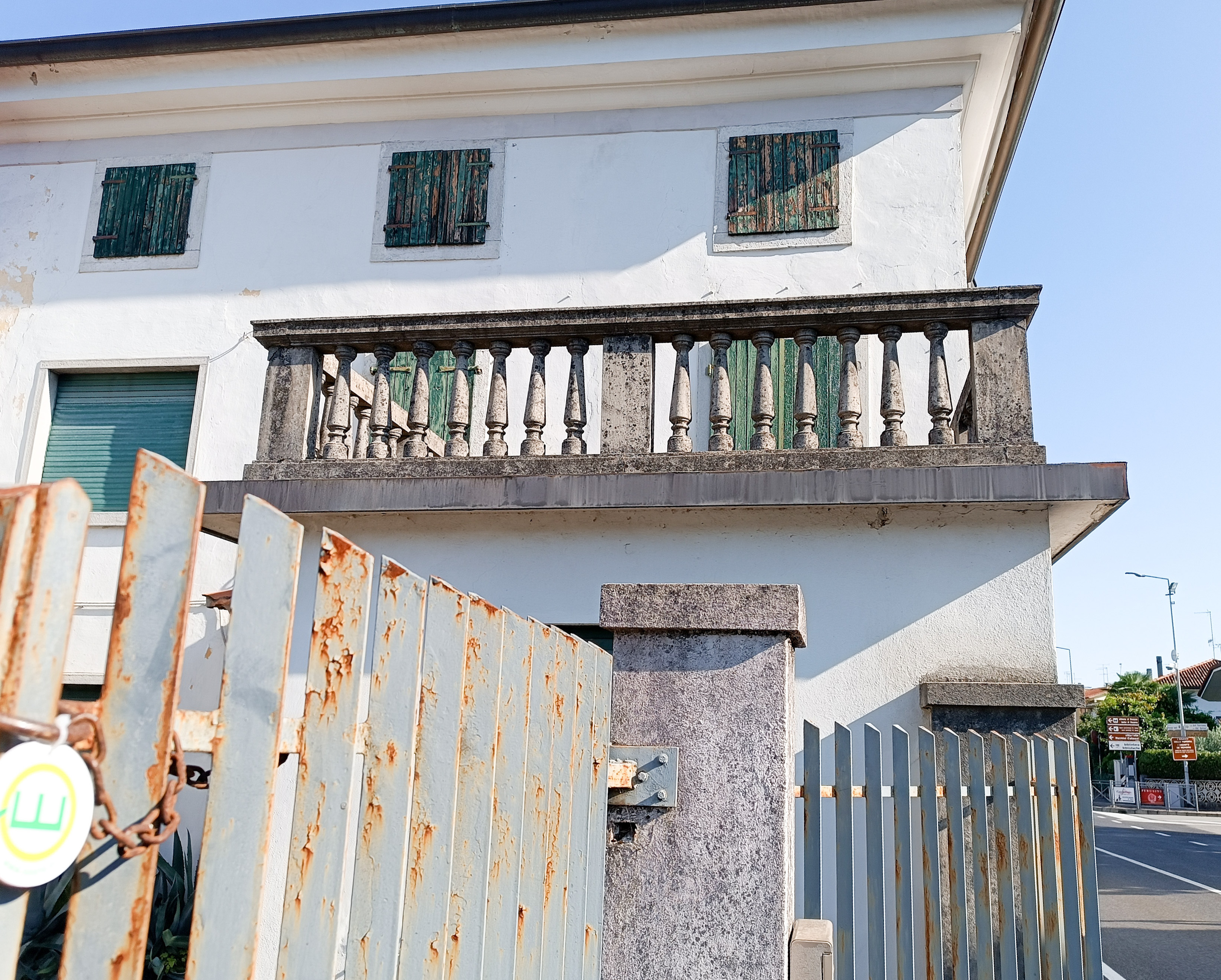 Media numero 6 di VILLA D'EPOCA CON STUPENDO PARCO A CORNO DI ROSAZZO