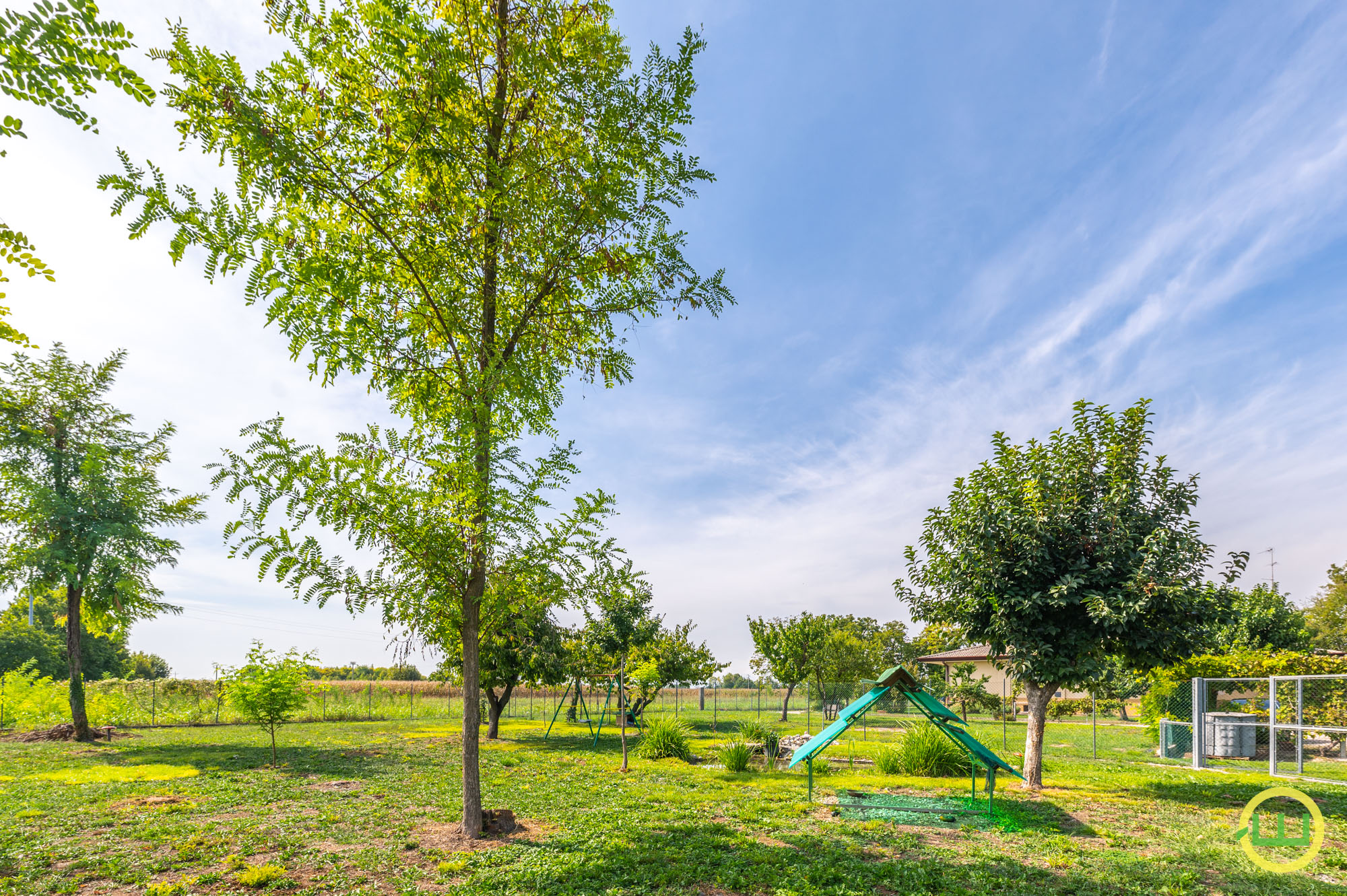 Media numero 42 di SPAZIOSA VILLA QUADRICAMERE CON ACCESSORIO E AMPIO GIARDINO A VARMO