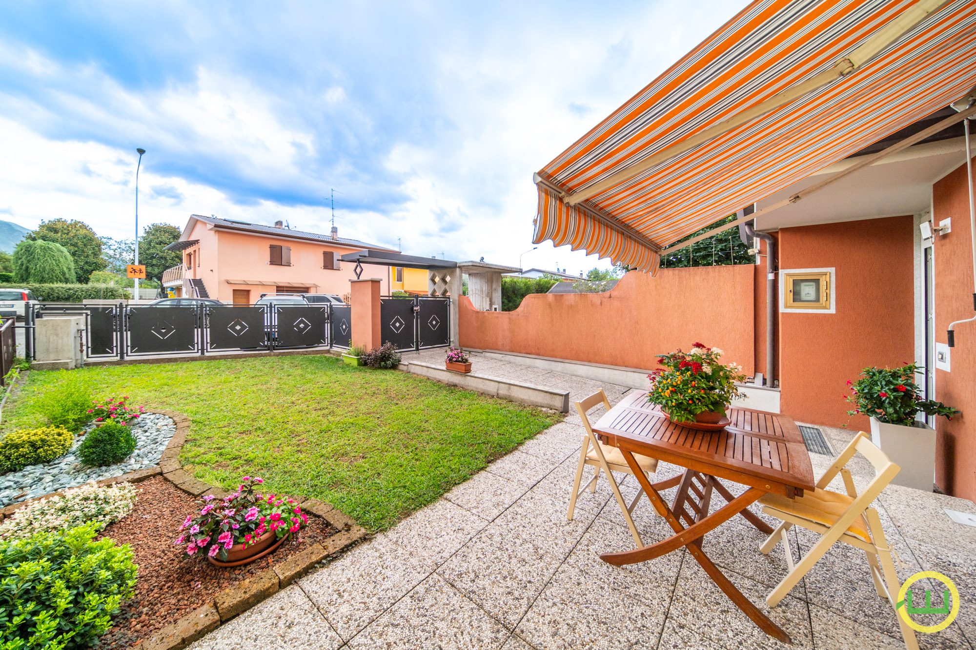 Media numero 4 di OSOPPO VILLA A SCHIERA RISTRUTTURATA CON GIARDINO!