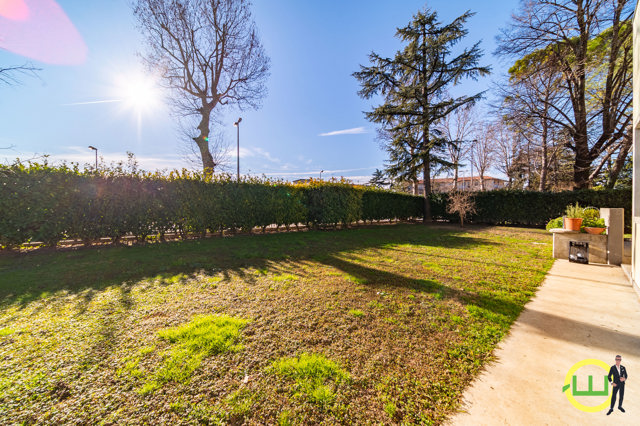 Media numero 66 di LUMINOSA VILLA IN CENTRO CON GIARDINO A PORTOGRUARO