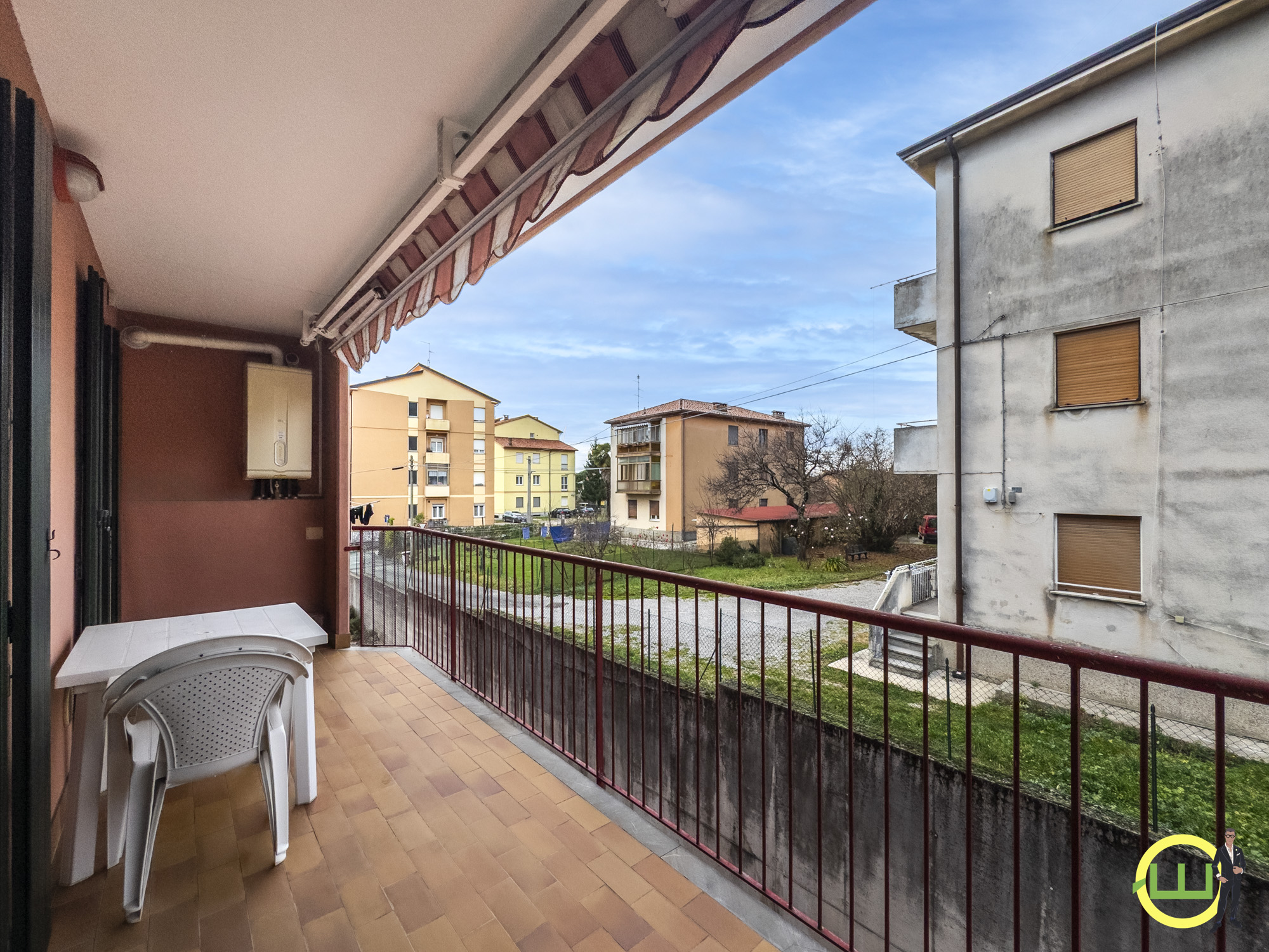 Media numero 5 di APPARTAMENTO TERRAZZATO CON 2 CAMERE DA LETTO E 2 SERVIZI IN CENTRO A CORMONS