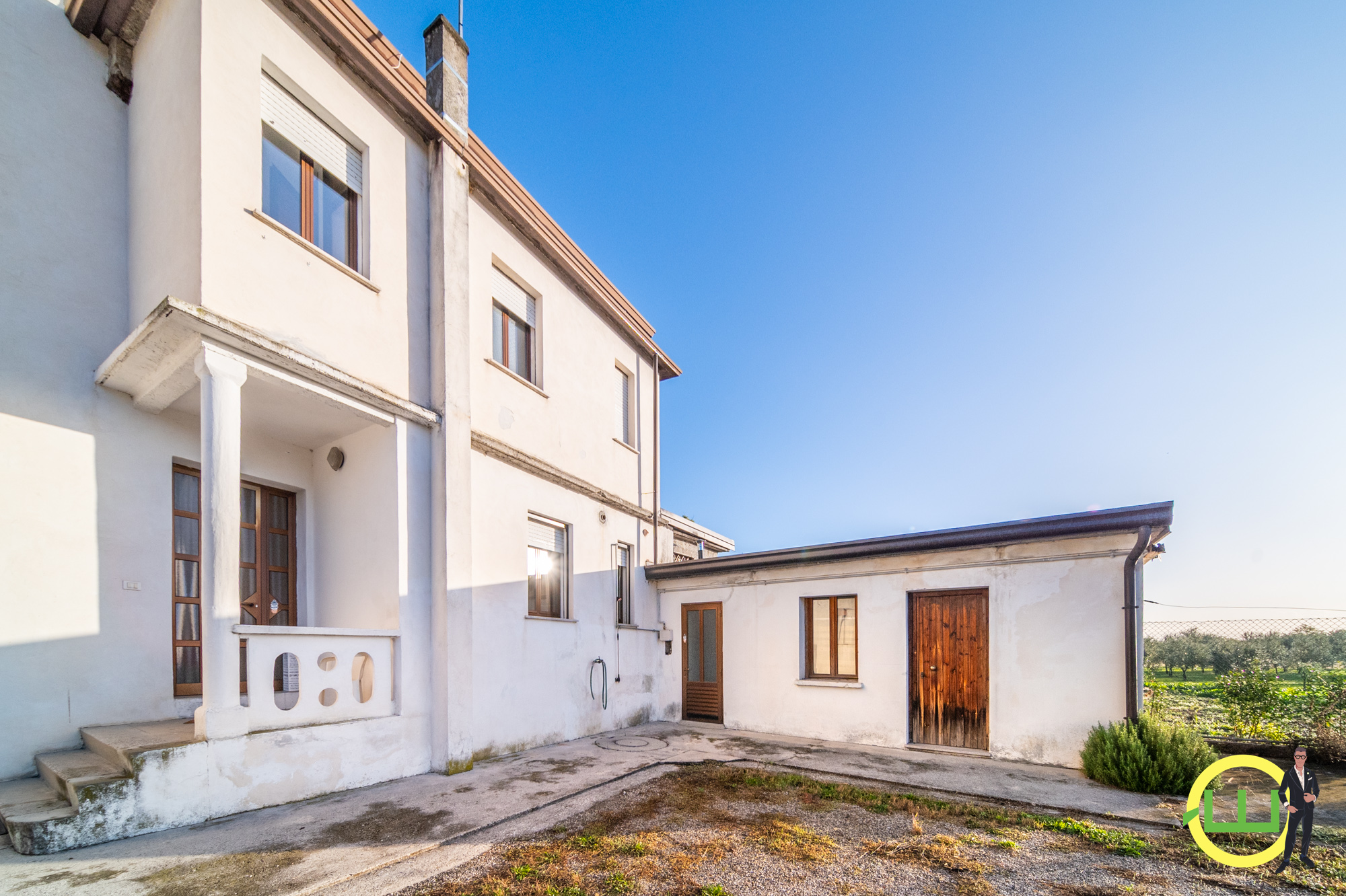 Media numero 42 di LUMINOSA CASA INDIPENDENTE CON DEPOSITO E AMPIO GIARDINO A SAN VITO AL TAGLIAMENTO
