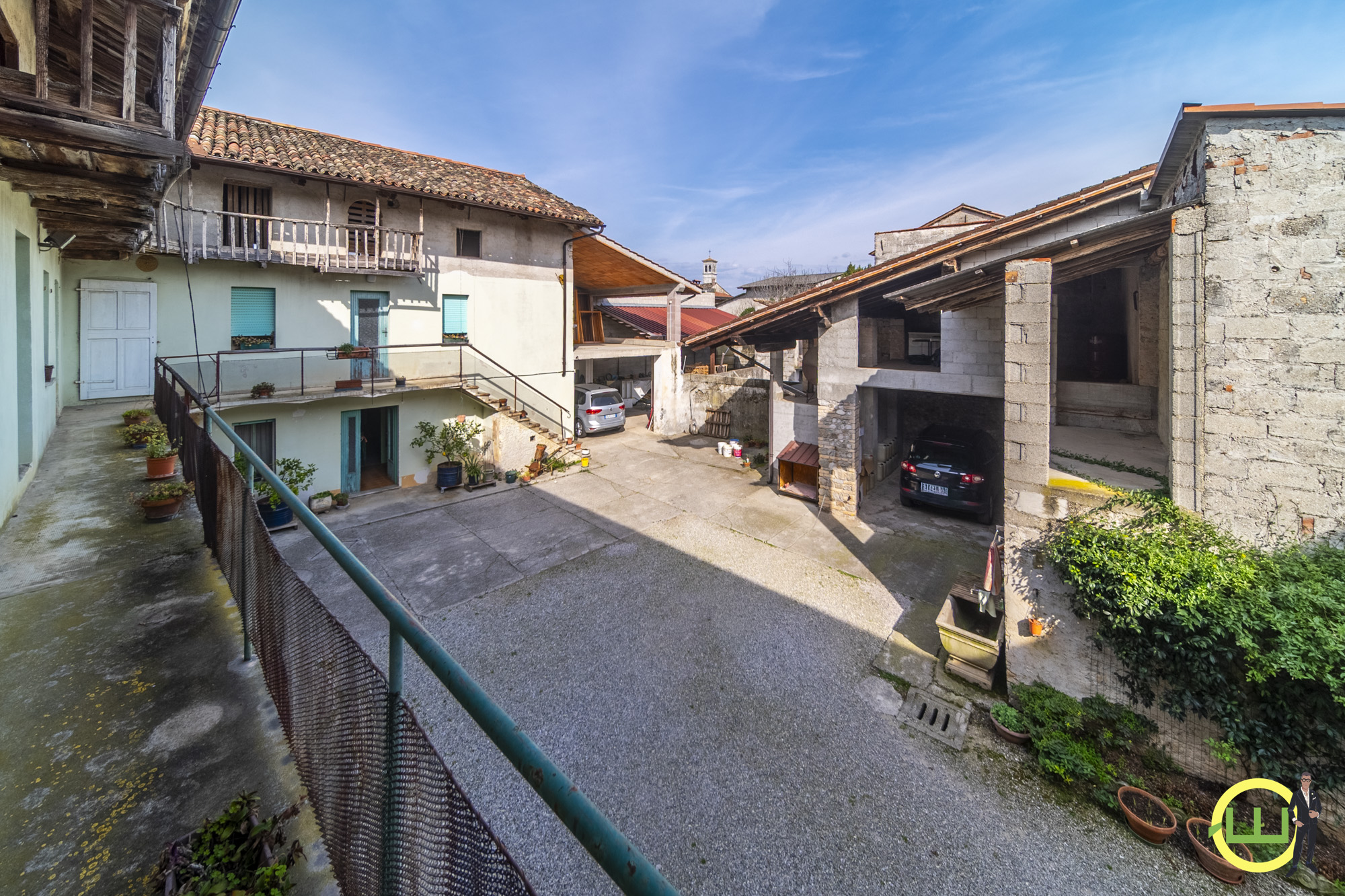 Media numero 32 di TERRATETTO TRICAMERE CON AMPIA CORTE ESCLUSIVA A SEDEGLIANO