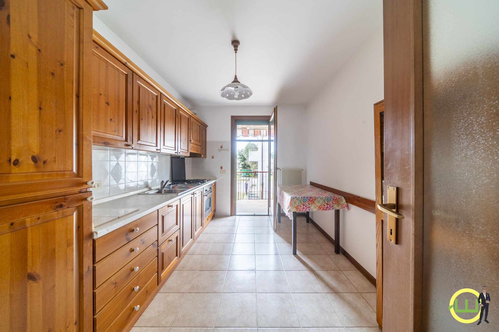 Media numero 3 di APPARTAMENTO TERRAZZATO CON 2 CAMERE DA LETTO E 2 SERVIZI IN CENTRO A CORMONS