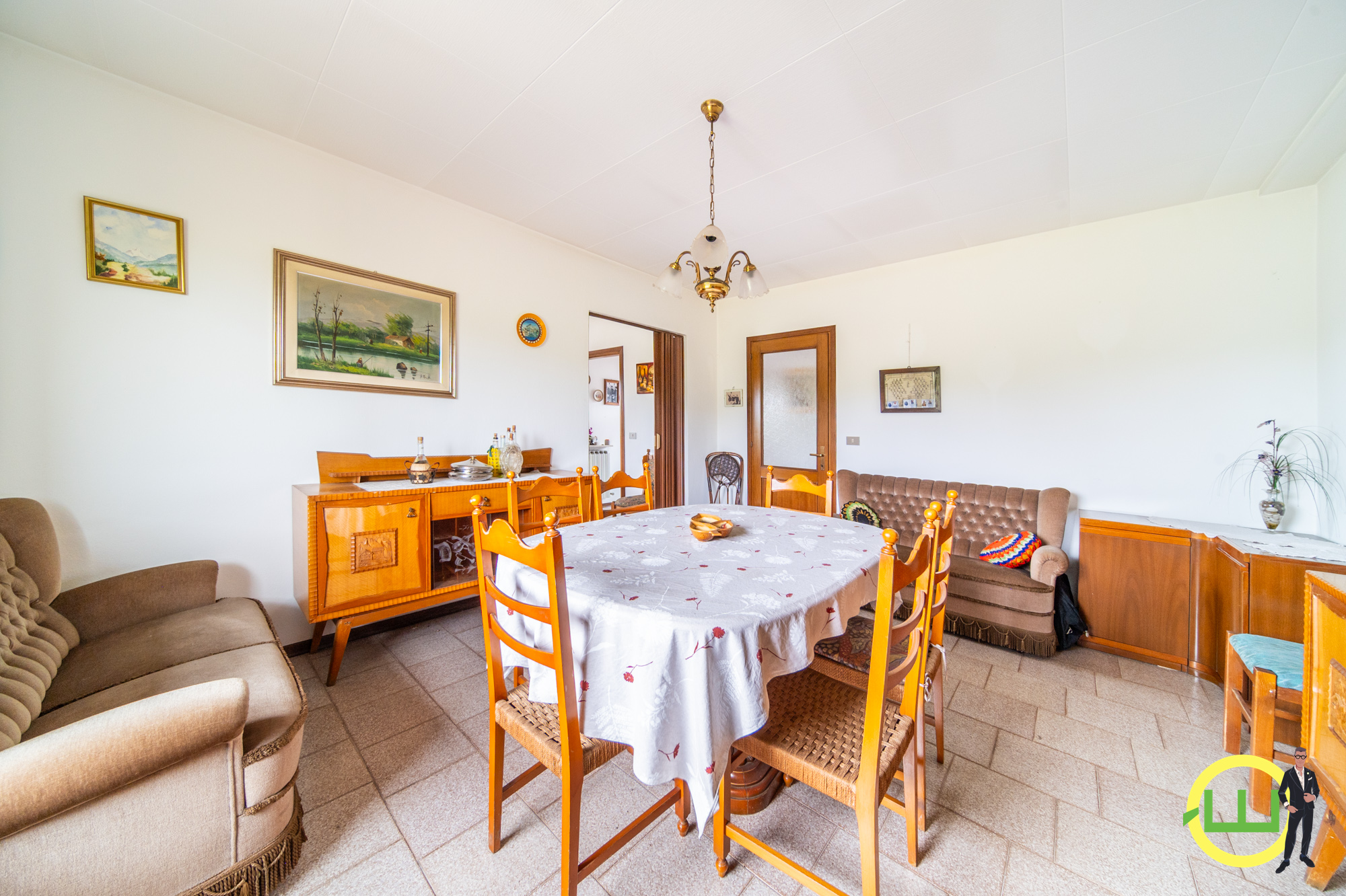 Media numero 10 di CASA SINGOLA CON DUE CAMERE E GENEROSA TAVERNA A PREPOTTO