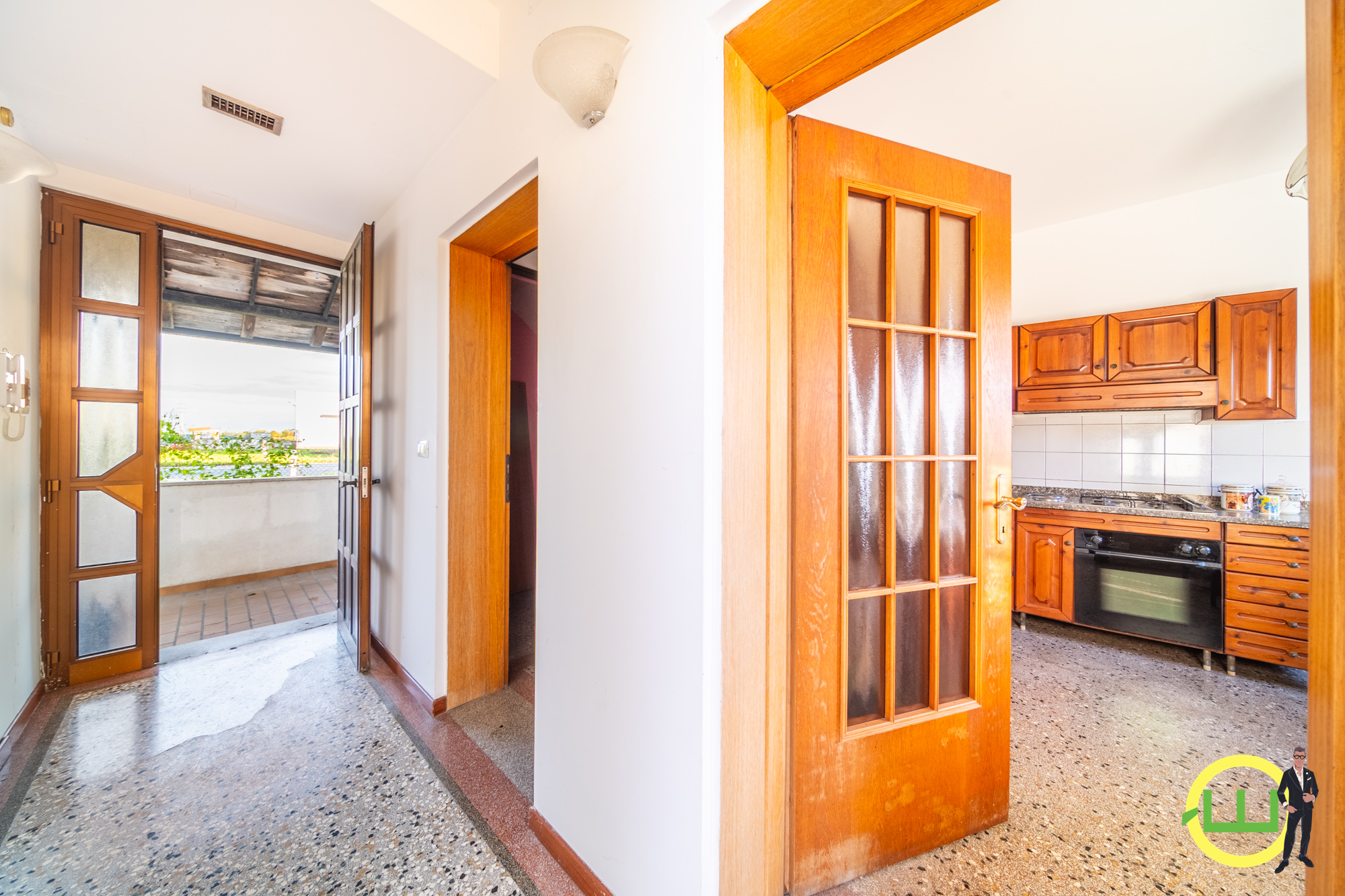 Media numero 4 di LUMINOSA CASA INDIPENDENTE CON DEPOSITO E AMPIO GIARDINO A SAN VITO AL TAGLIAMENTO