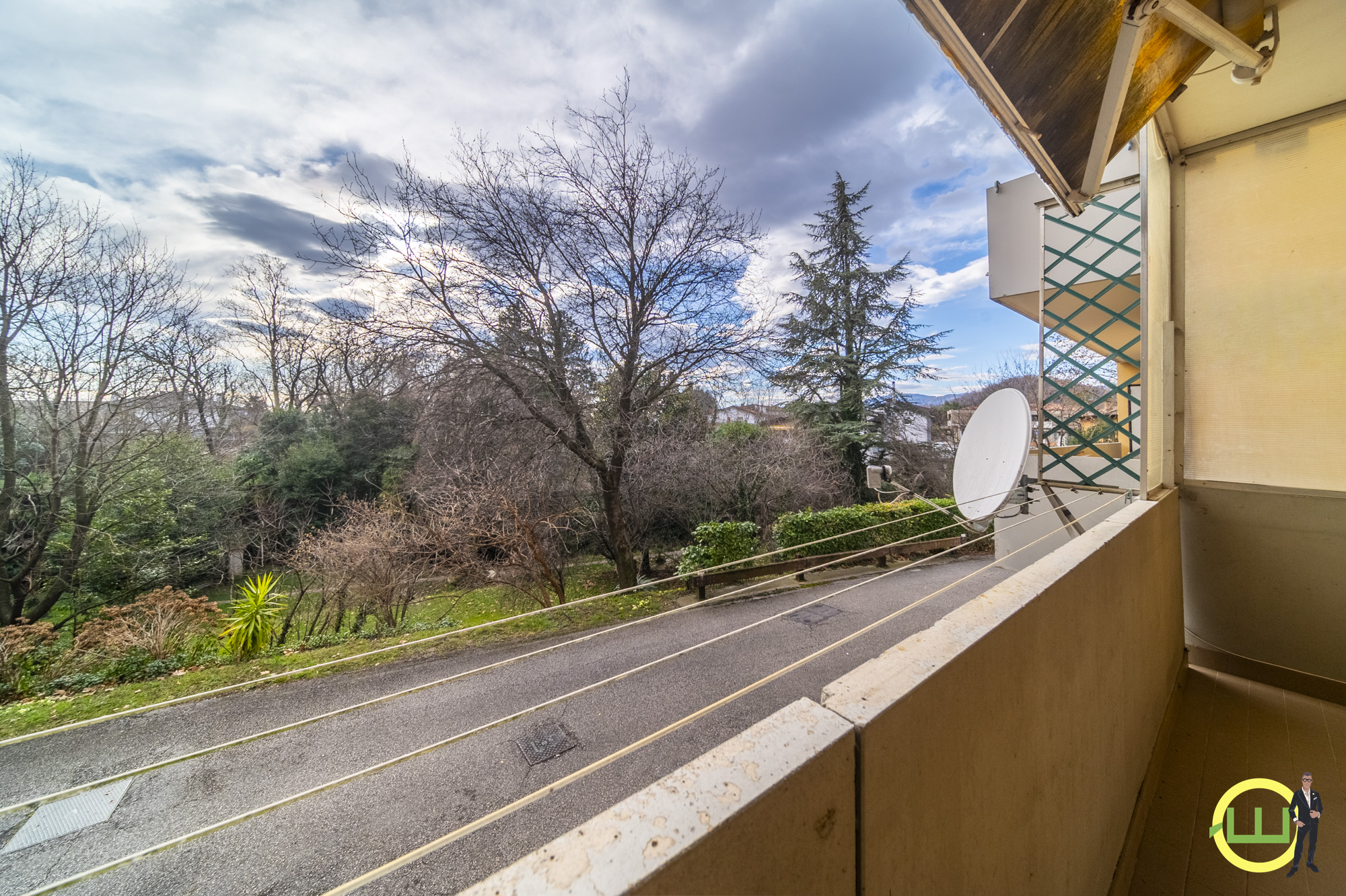 Media numero 7 di BILOCALE IN CENTRO A BUJA!!