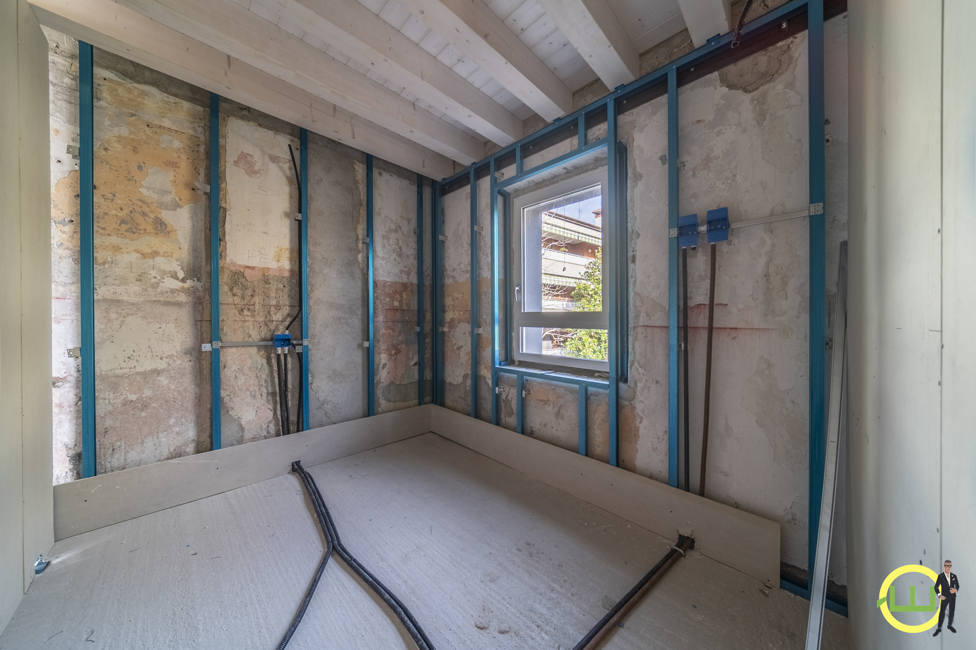 Media numero 5 di BICAMERE ADIACENTE CAMPI DA TENNIS PADERNO UD