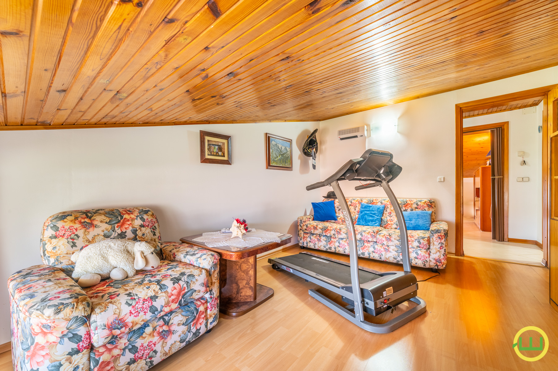 Media numero 11 di BELLISSIMO APPARTAMENTO MANSARDATO A BUJA!