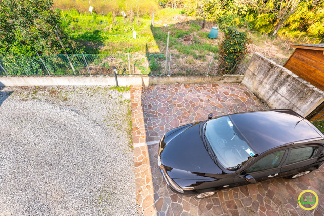 Media numero 15 di APPARTAMENTO LOCATO CON POSTO AUTO A RIVIGNANO TEOR
