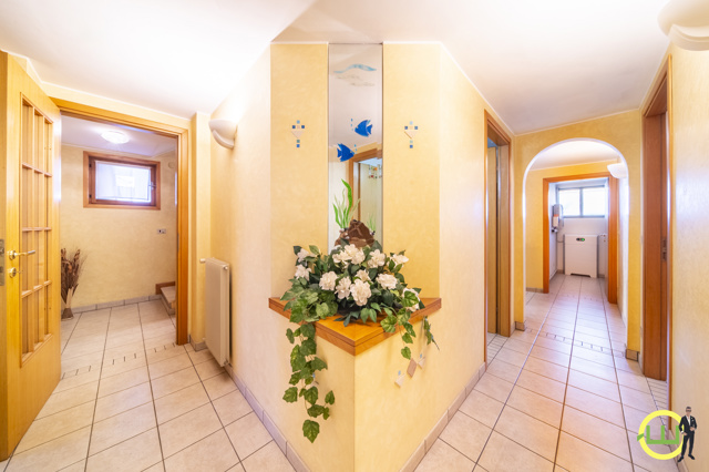 Media numero 33 di VILLA PERFETTA (UD SUD)