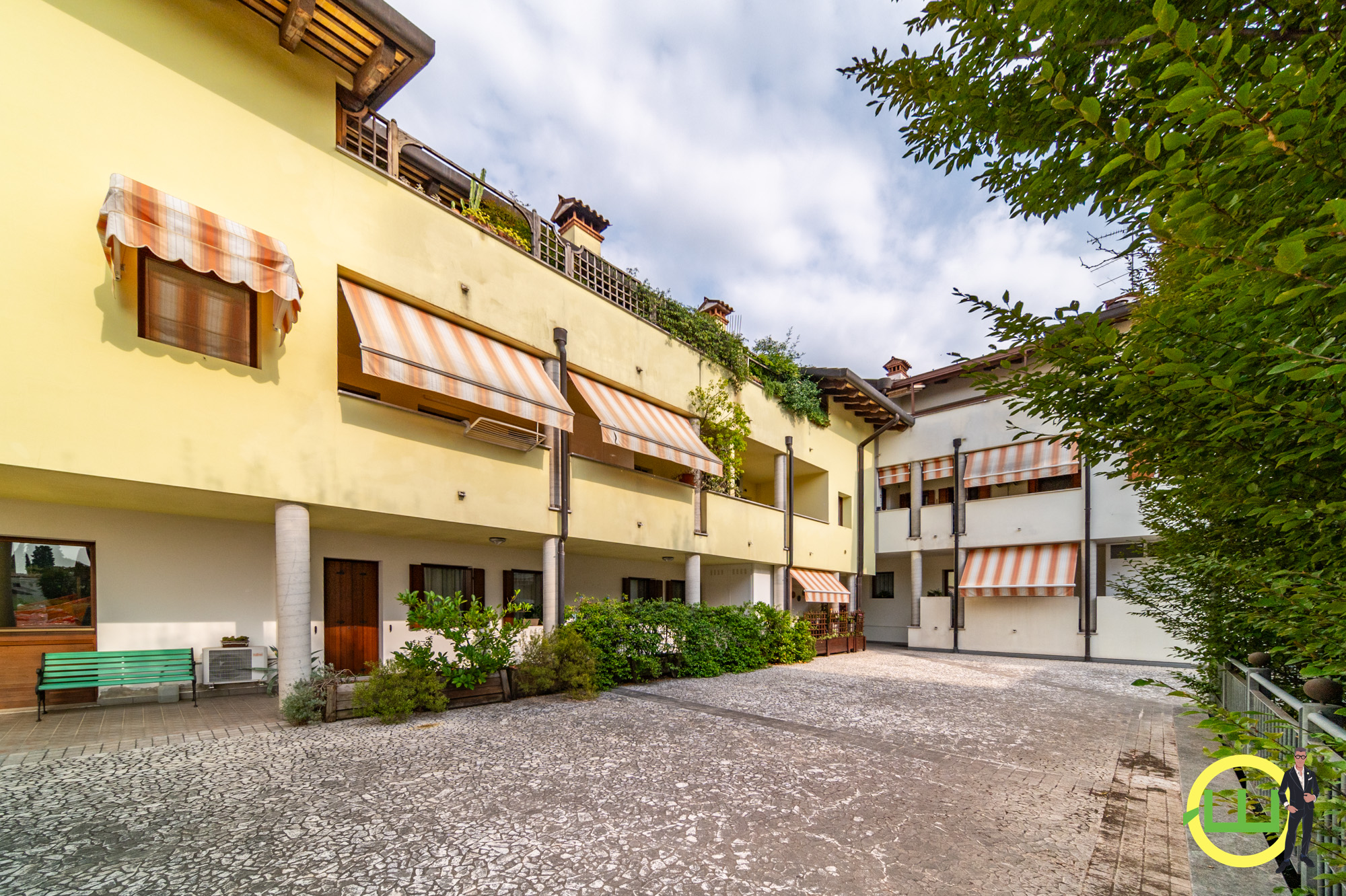 Media numero 21 di PERFETTO APPARTAMENTO BICAMERE TERRAZZATO IN CENTRO A CORMONS