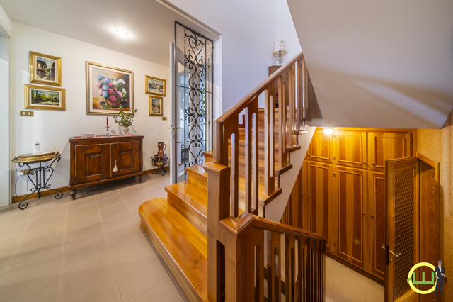 Media numero 12 di GEMONA DEL FRIULI PRESTIGIOSA VILLA DI 390 MQ!