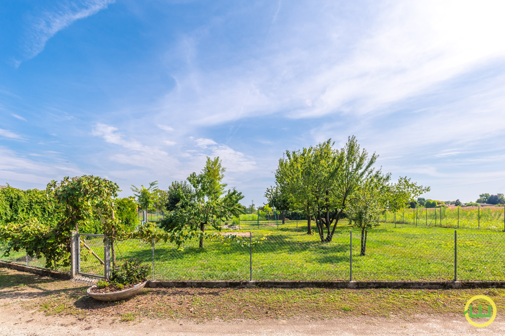 Media numero 44 di SPAZIOSA VILLA QUADRICAMERE CON ACCESSORIO E AMPIO GIARDINO A VARMO