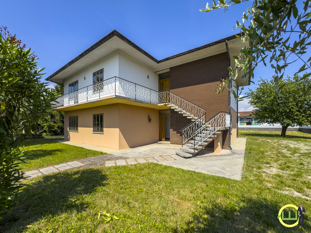 Immagine di 2 APPARTAMENTI IN VILLA BIFAMILIARE A SAN GIOVANNI AL NATISONE