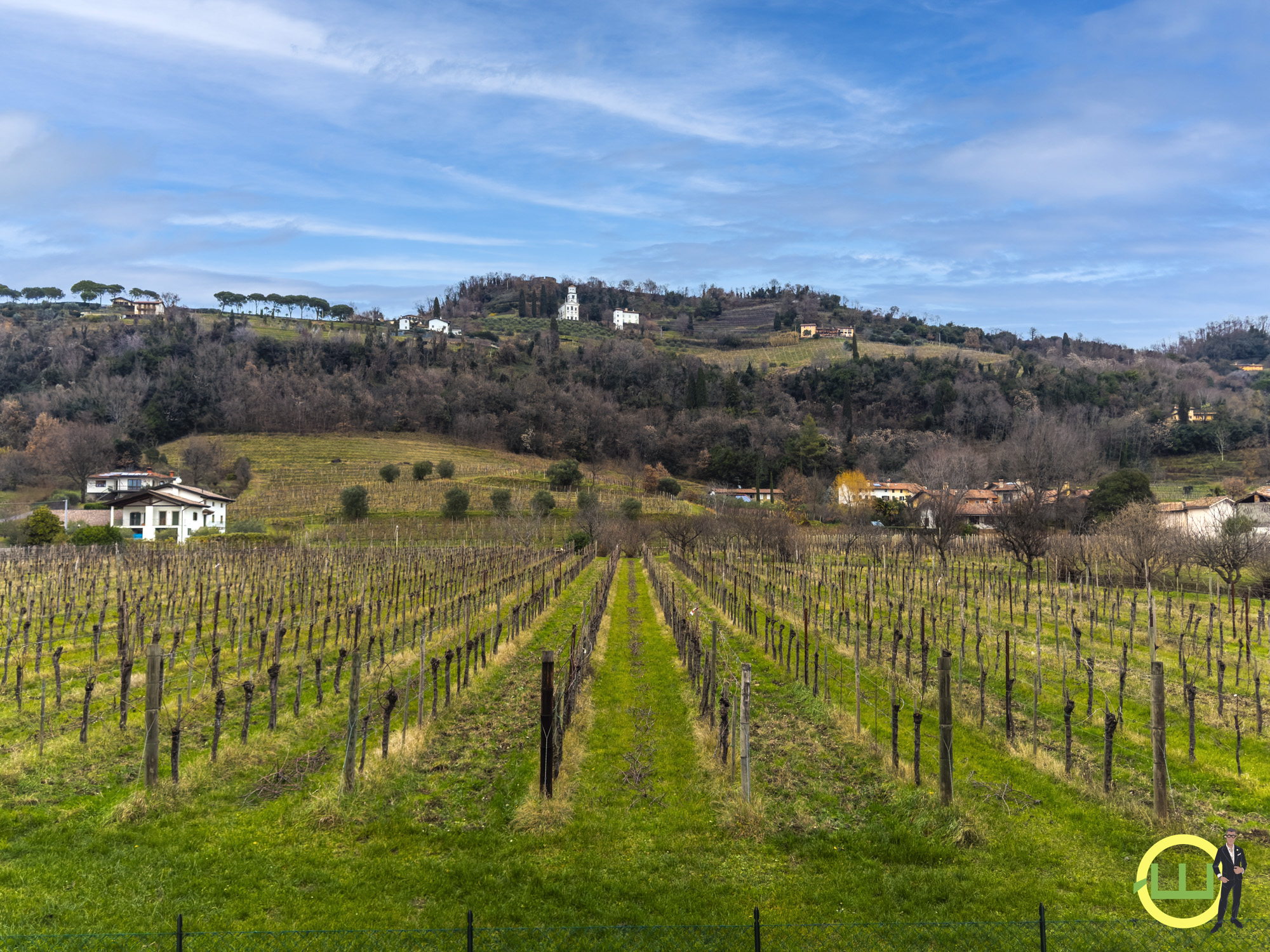 Media numero 27 di APPARTAMENTO TERRAZZATO CON 2 CAMERE DA LETTO E 2 SERVIZI IN CENTRO A CORMONS