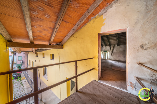 Media numero 49 di CASA INDIPENDENTE CON AMPIO ACCESSORIO E TERRENO ESCLUSIVO a San Daniele del Friuli