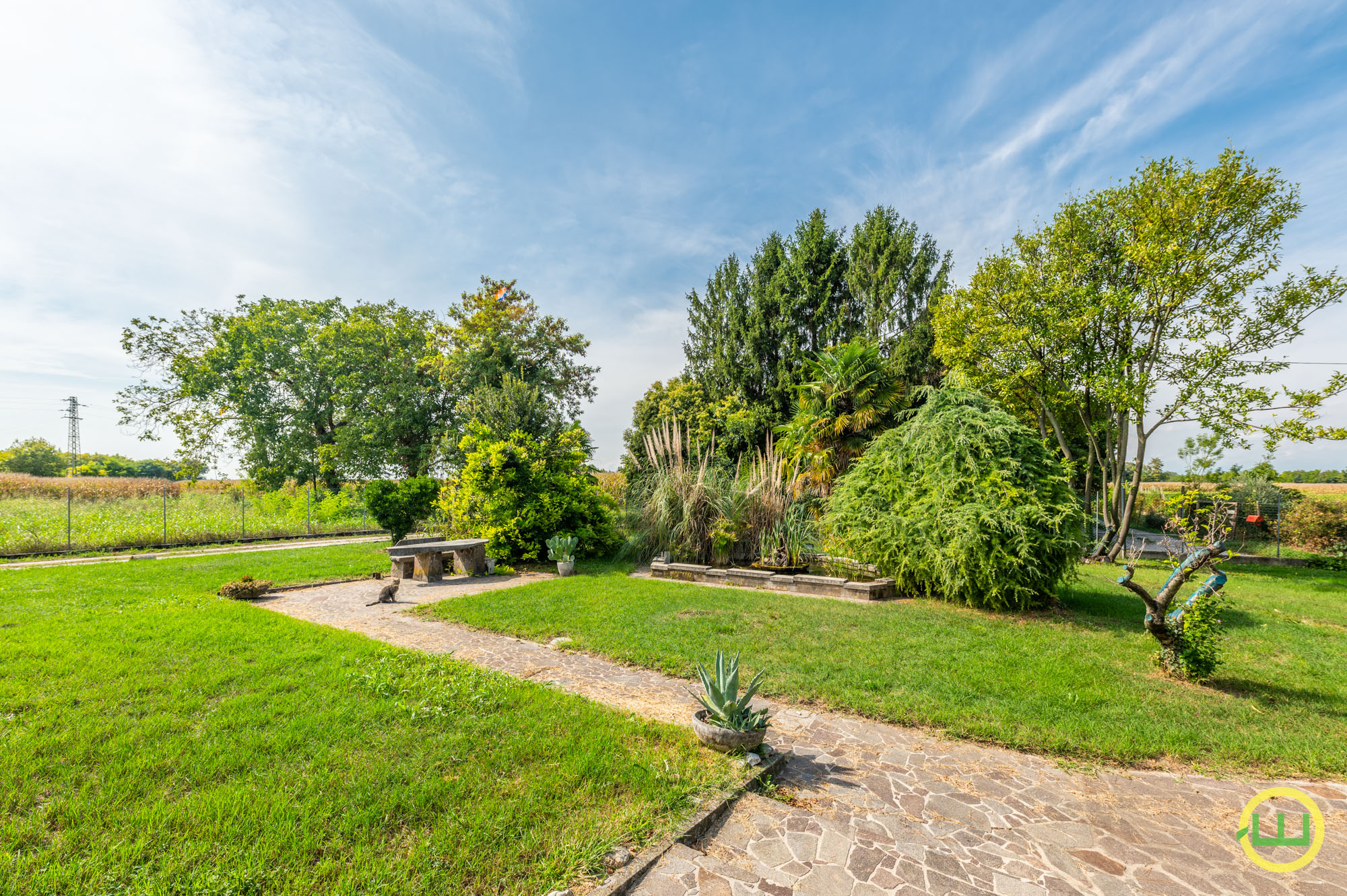 Media numero 40 di SPAZIOSA VILLA QUADRICAMERE CON ACCESSORIO E AMPIO GIARDINO A VARMO