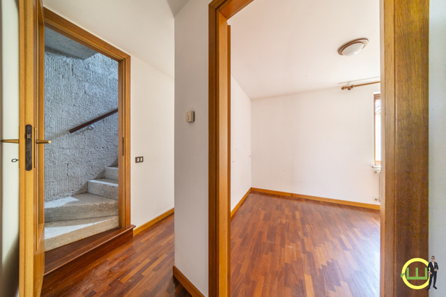 Media numero 15 di LUMINOSA CASA INDIPENDENTE A BERTIOLO