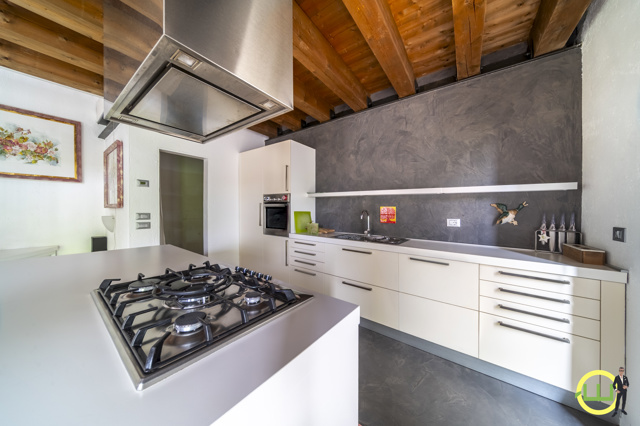 Media numero 11 di SPLENDIDA CASA DAL RECUPERO DALL ARCHITETTURA ANTICA/MODERNA (S.MARTINO AL TAGLIAMENTO)