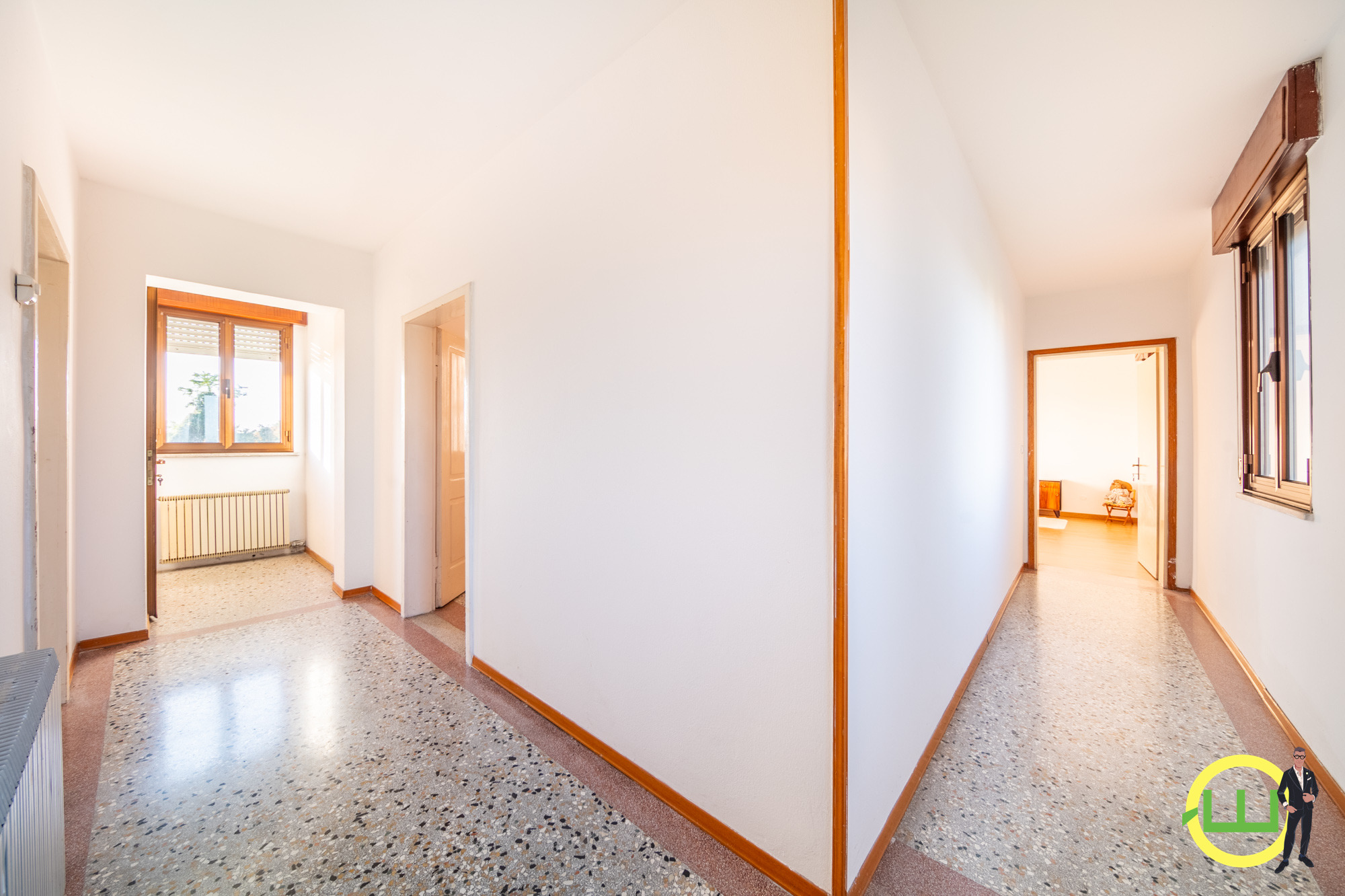 Media numero 18 di LUMINOSA CASA INDIPENDENTE CON DEPOSITO E AMPIO GIARDINO A SAN VITO AL TAGLIAMENTO