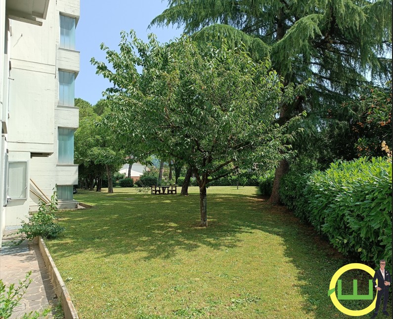 Media numero 18 di APPARTAMENTO AL PIANO TERRA CON 2 CAMERE MATRIMONIALI E STUDIO A CORMONS