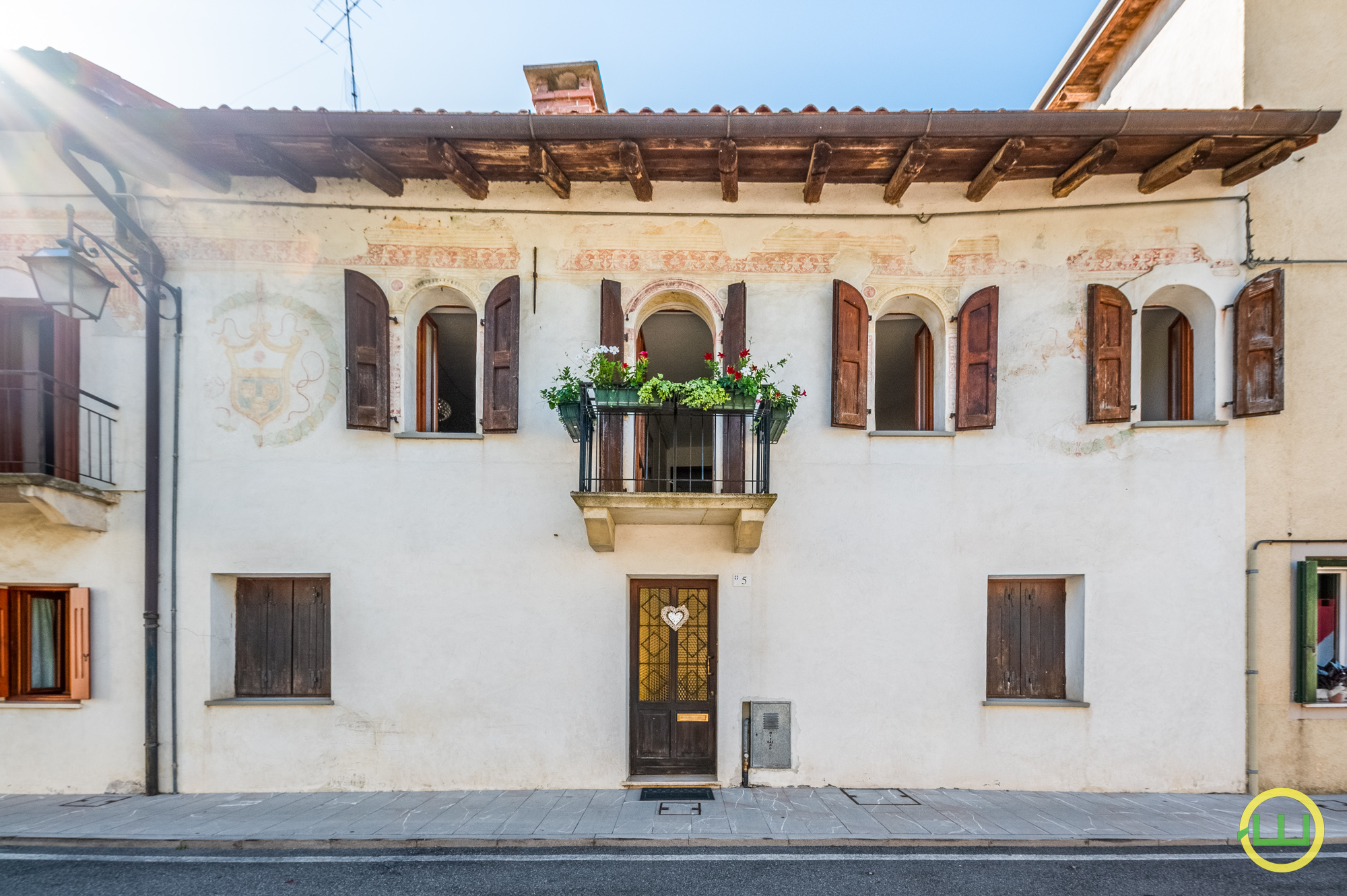 Immagine di CENTRALISSIMO IMMOBILE STORICO CON GIARDINO A SPILIMBERGO