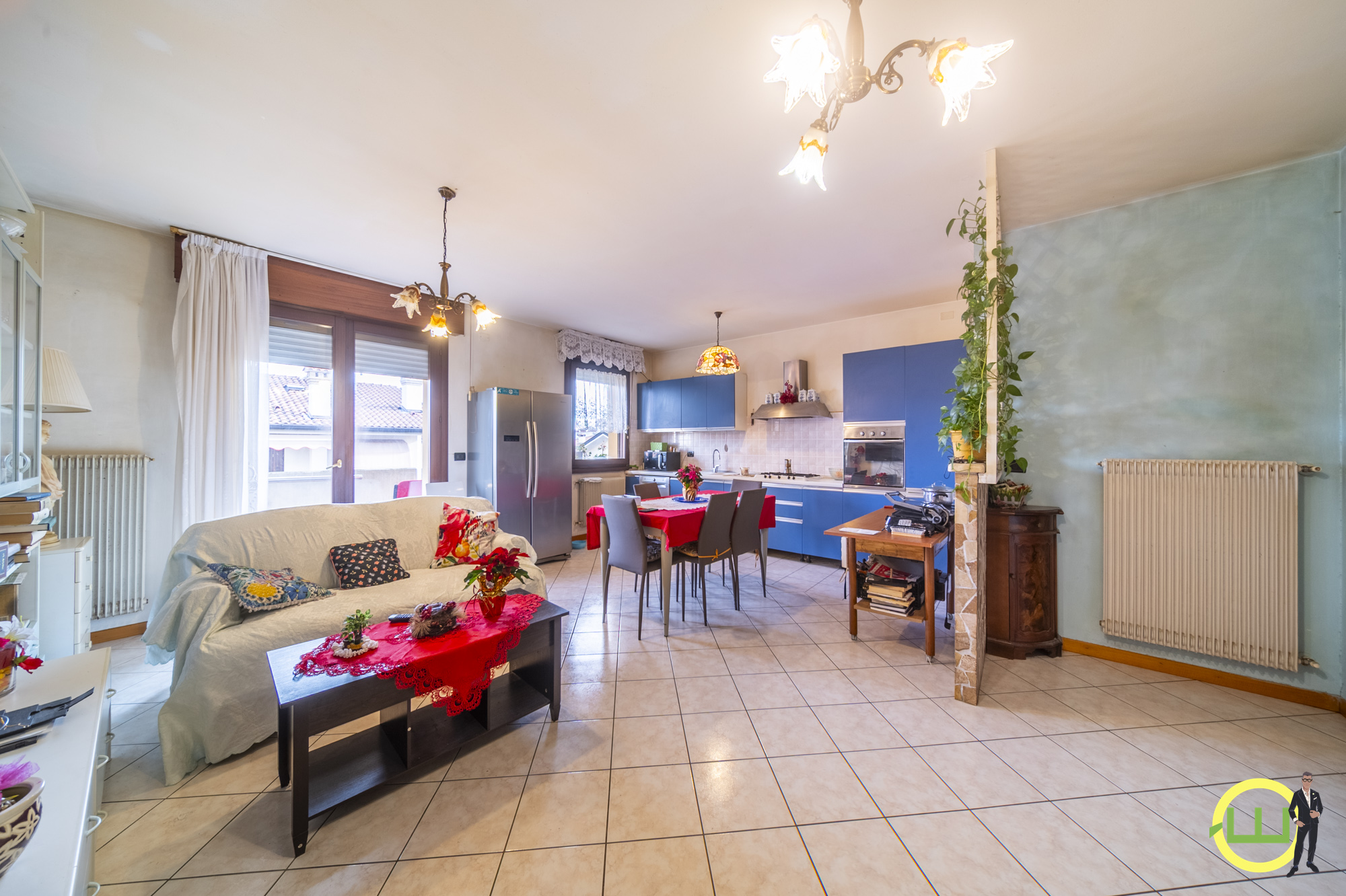 Media numero 9 di LUMINOSO APPARTAMENTO CON GARAGE A CODROIPO