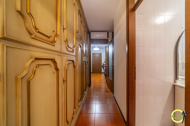 Media numero 12 di SIGNORILE TERRAZZATO APPARTAMENTO ALLE PORTE DI UDINE IN VIA MEDICI