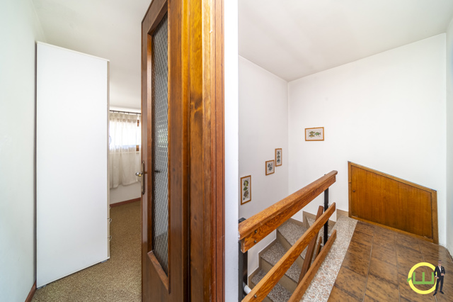 Media numero 18 di CAVAZZO CARNICO – UNA CASA DA VIVERE, DENTRO E FUORI