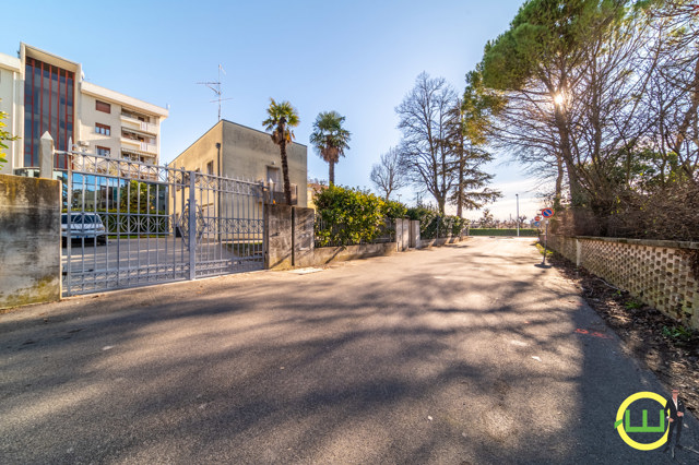 Media numero 67 di LUMINOSA VILLA IN CENTRO CON GIARDINO A PORTOGRUARO