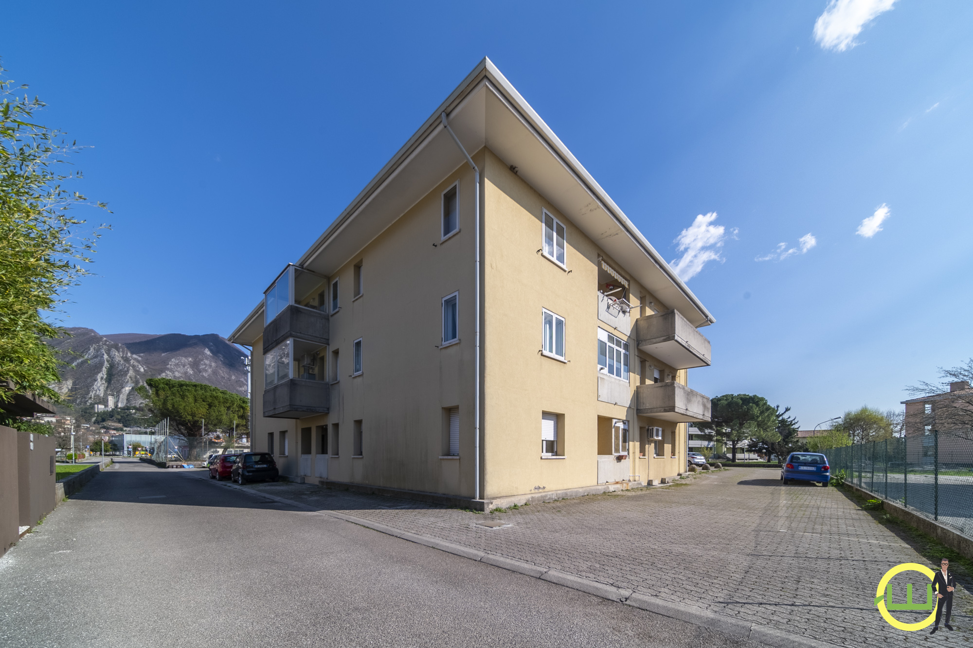 Media numero 20 di GEMONA INTROVABILE APPARTAMENTO AL PIANO TERRA!