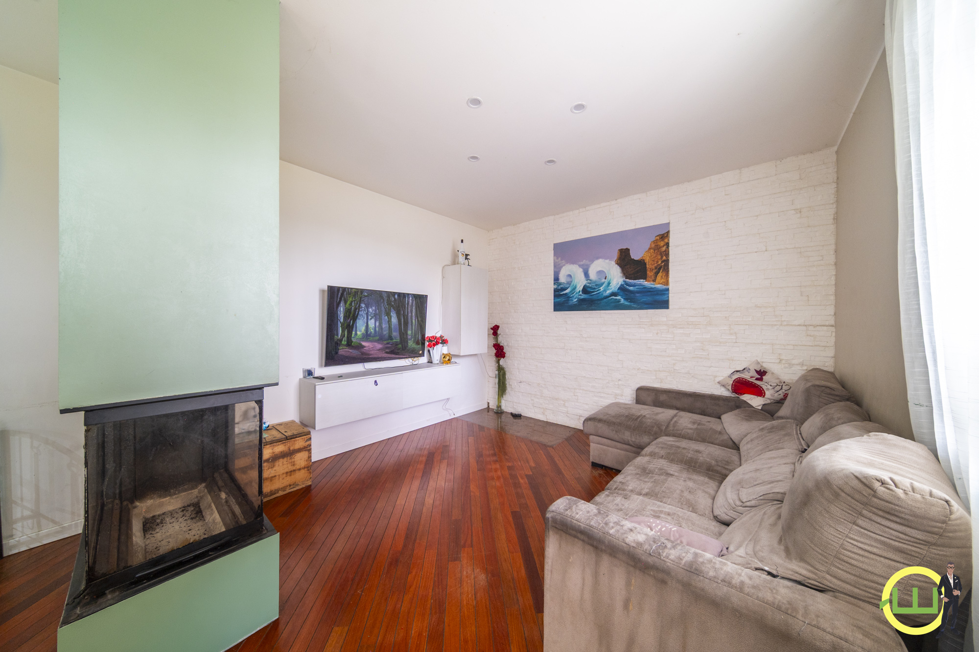 Media numero 5 di SPAZIOSA ED ELEGANTE VILLA CON TANTO TERRENO A SANTA MARIA LA LONGA