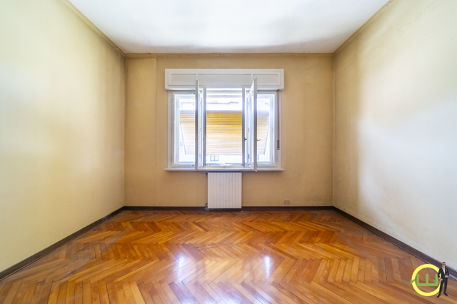 Media numero 10 di VILLA D'EPOCA CON 2 GENEROSI APPARTAMENTI E PARCO IN CENTRO A GORIZIA
