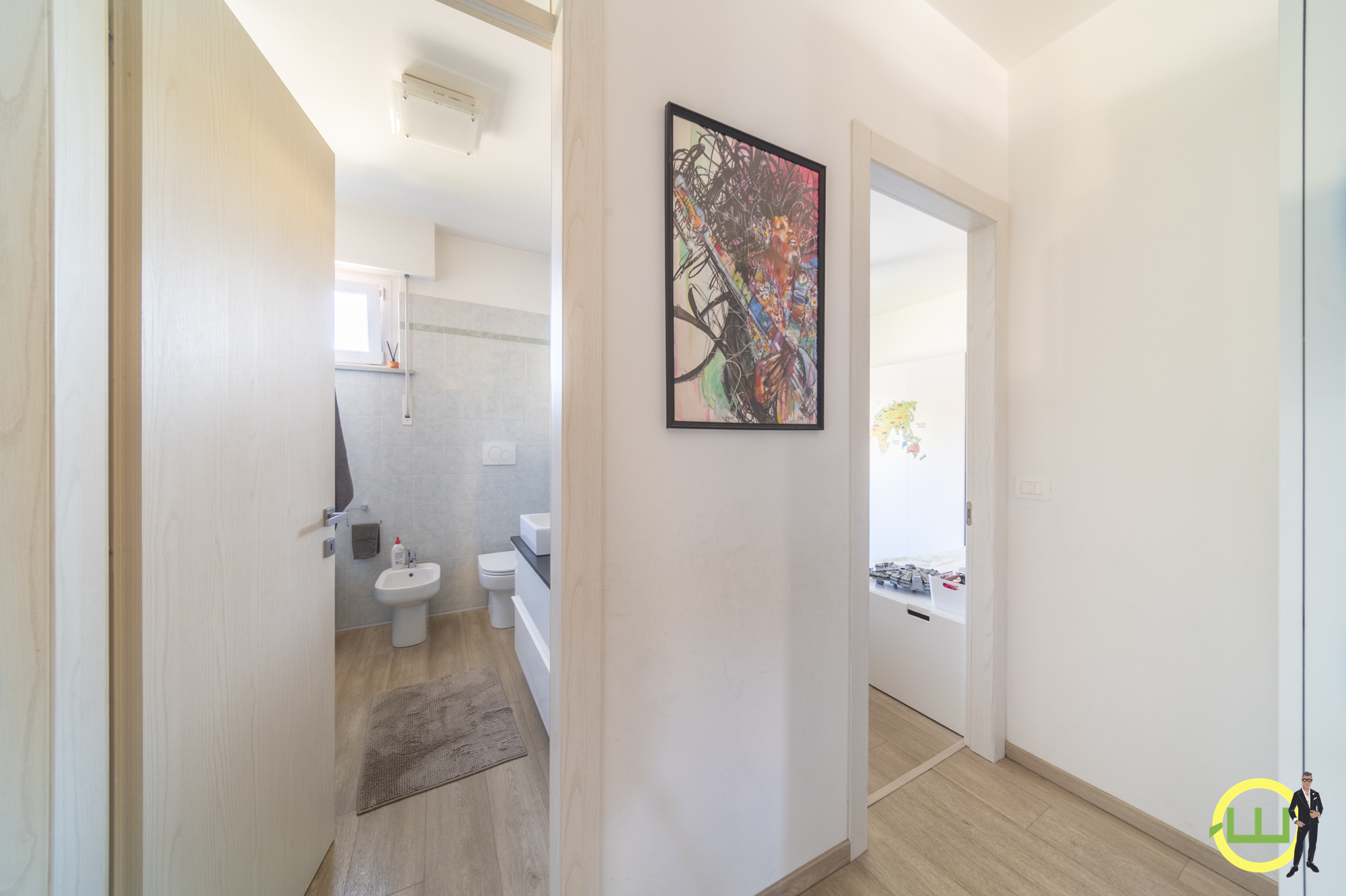 Media numero 8 di LUMINOSO E CENTRALISSIMO APPARTAMENTO A CODROIPO