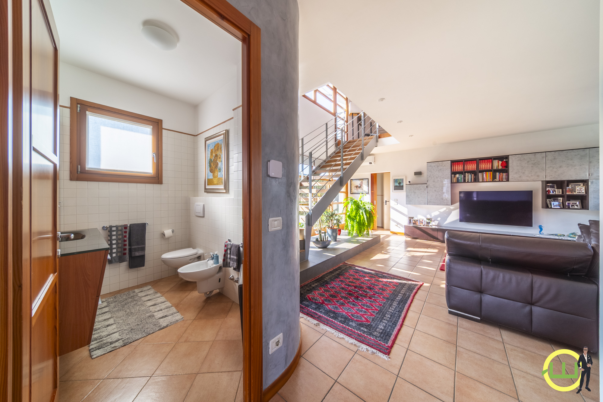 Media numero 2 di VILLA BACIATA DAL SOLE ( 2 KM DA UDINE) 