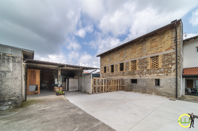 Media numero 39 di VILLA DI TESTA CL.A4 CON AMPIO GIARDINO A MORTEGLIANO