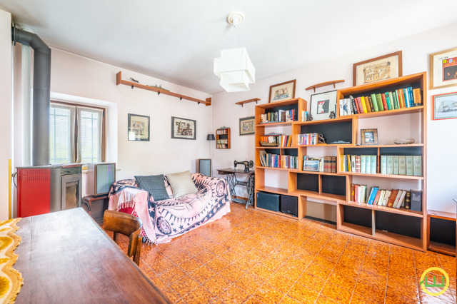 Media numero 7 di CASA FRIULANA NEL VERDE A CASSACCO!