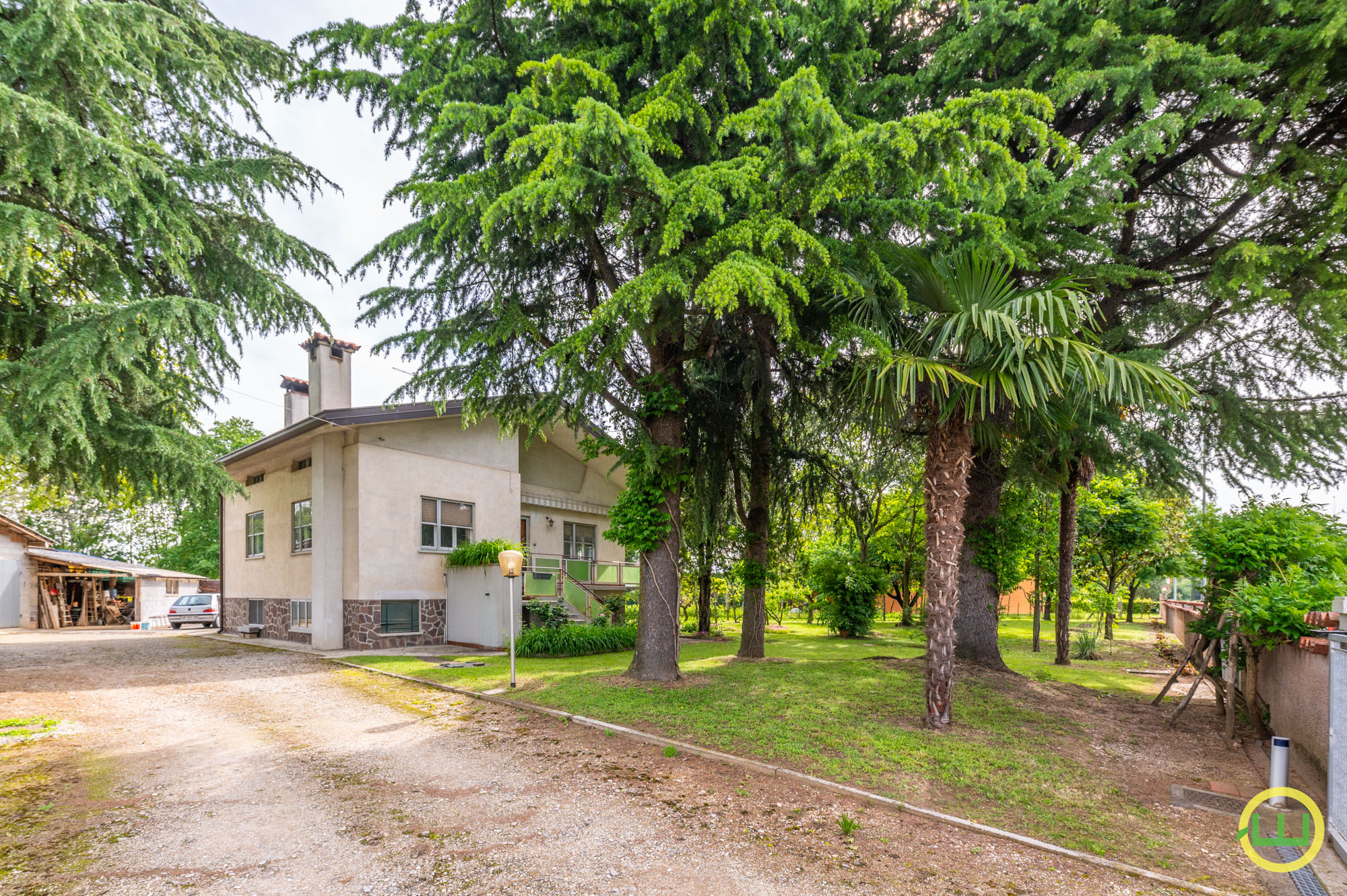 Media numero 2 di LUMINOSA VILLA BICAMERE CON GIARDINO PRIVATO a Talmassons