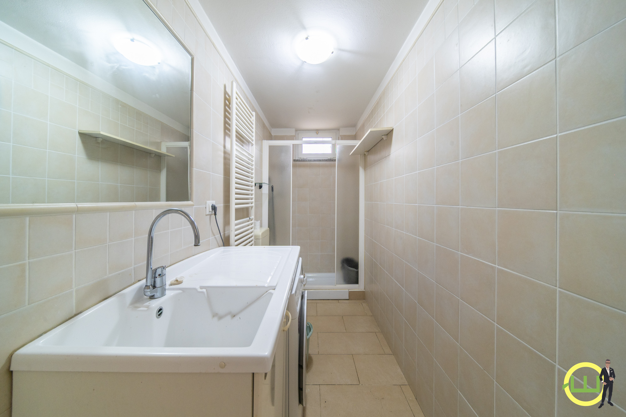 Media numero 27 di SPAZIOSA ED ELEGANTE VILLA CON TANTO TERRENO A SANTA MARIA LA LONGA