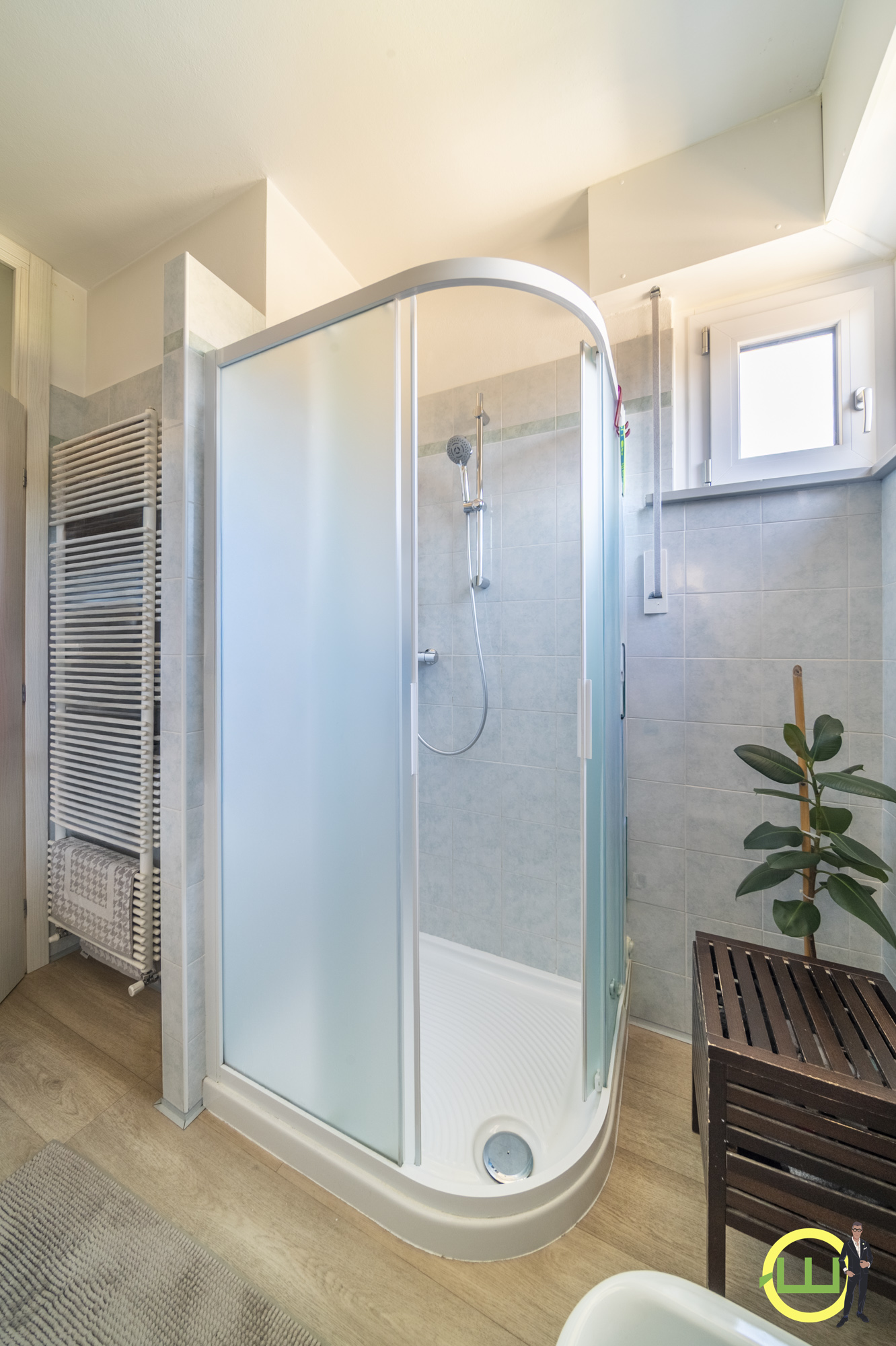 Media numero 13 di LUMINOSO E CENTRALISSIMO APPARTAMENTO A CODROIPO