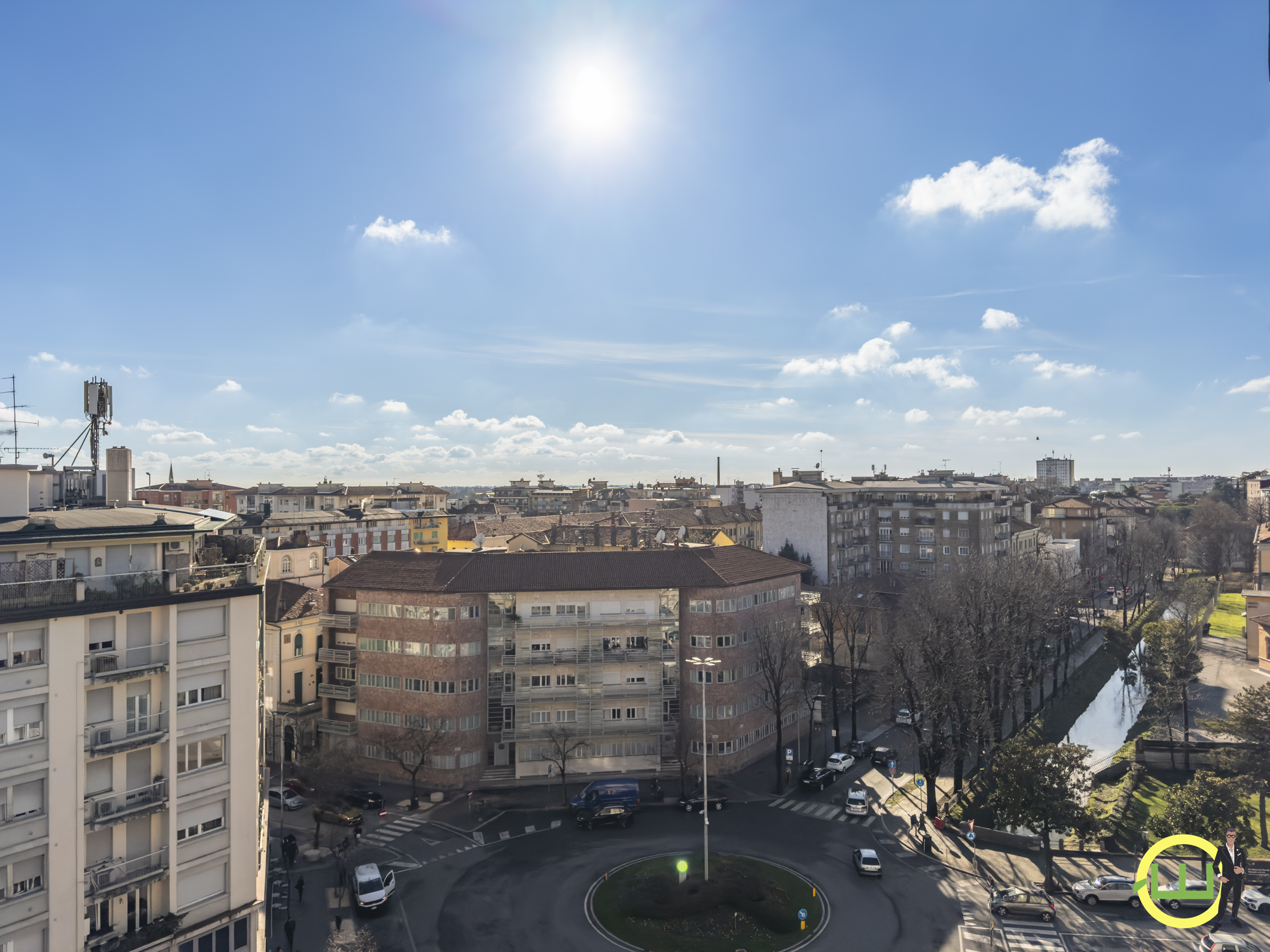 Media numero 12 di BICAMERE BISERVIZI CON GARAGE VIA LEOPARDI (UD)